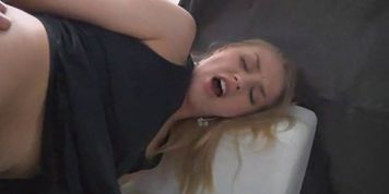 FIRST ANAL QUEST - Milana takes it up her gigi