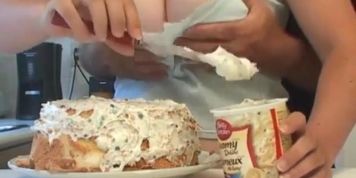 tits bake cake