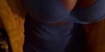 ?? new video loading in your dms ?? by yanithebodyvip from OnlyFans | Coomer