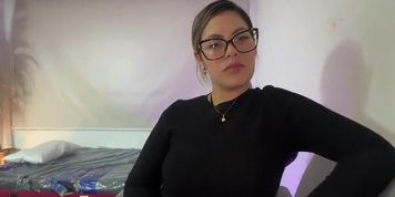 Stepmother Milf Julianarose Milking Stepson'S Cock For Better Study Focus - Blowjob Joi Pov