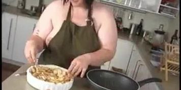 Milla Monroe - Milla Monroe's Apple Pie