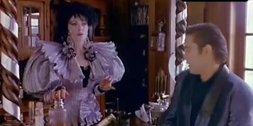 Karen Witter Sexy Scene  in Midnight