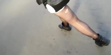 Sexy ripped pantyhose on a hot ass chick in public