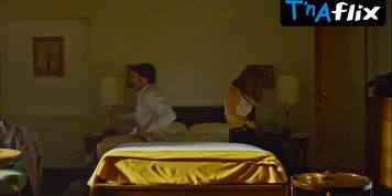 Karine Gonthier-Hyndman Breasts,  Underwear Scene  in C'Est Comme Ca Que Je T'Aime