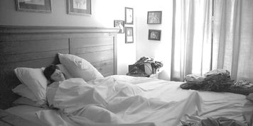 Hidden Cam Masturbation Under Covers