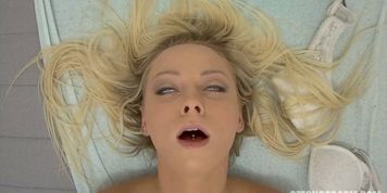 Fingering Pussy On Camera For Bf