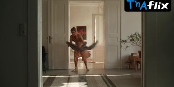 Anke Engelke Sexy Scene  in Die Toten Von Marnow