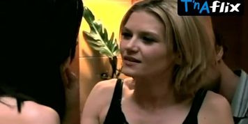 Paget Brewster Lesbian Scene  in Huff
