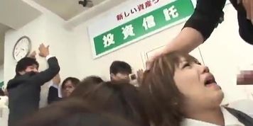 Part 1 - Japanese bank robbers make sperm deposit via creampie gangbang