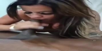 Pamella Makeup casada fodendo com neg&Atilde;&pound;o na frente do corno