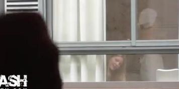 Window Dickflash 7 Girls