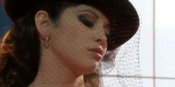 Evie Delatosso mastubating (Evie Dellatossa)