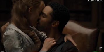 Phoebe Dynevor Sexy Scene  in Bridgerton
