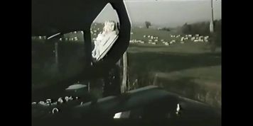 Retro blonde in white fur coat fucks with stranger