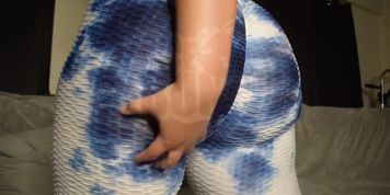 RiceBunny's ASMR TEXTURED LEGGINGS SCRATCHING