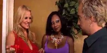Fucking Black and White MILFs At The Same Time (Diamond Jackson, Kelly Madison)