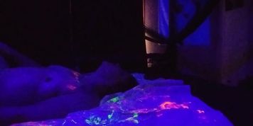 Who'Re Cums On Tiny Cock And Gets A Glow In Dark Pussy (Tiny Dick)