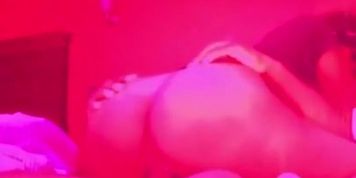 Creamy red light special (with friend)