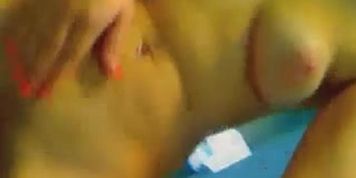 Big boobs blonde babe has one webcam exclusive show (Silky pussy)