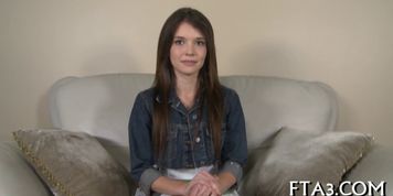 Sexy bitch demonstrates oral skills - video 3