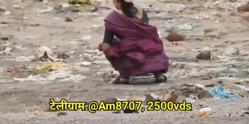 Desi Indian Women Open Public Ass Showing