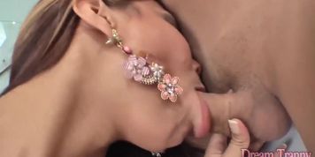 Tranny Vivian Porto Gets Ass Fucked in Front of Another Shemale
