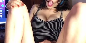 se q a veces no posteo pero q rico cuando subo video ? by arurucherry from OnlyFans | Coomer
