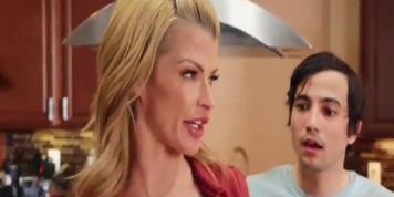 Brazzers - Mother Got New Tits Fullvid: Brazvids.Site/Video90 (Joslyn James)
