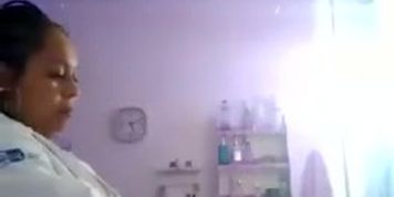 Tika gives spicy cock massage