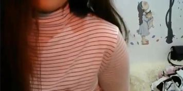 Mimi69_XoXo showing finally her face, Feb 25, 2020