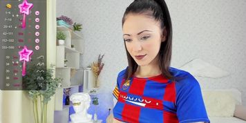 football girl (Blue Eyes, Blue eyes)