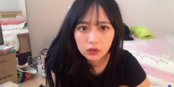 Korean girl burps