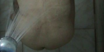 spy in shower