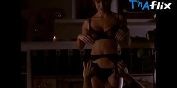 Kathleen Kinmont Sexy Scene  in Final Round