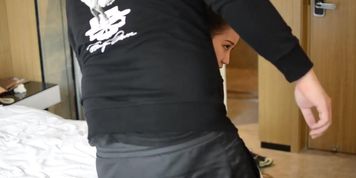 Hot Chinese Girl Play Bondage