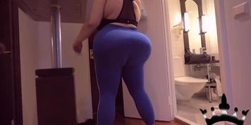 Barbie XXXL Massive Big Fat Booty Bounce Blue Leggings (Natasha Crown)
