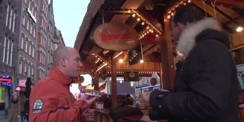 Holland prostitute cumsprayed and banged by tourist
