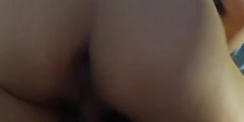 PAREJA ROMANTICA MEXICANA NALGONA DANDO SENTONES