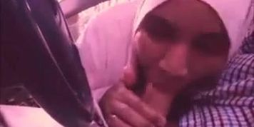 Arab Hijab Girl Sucks White Boy In Car