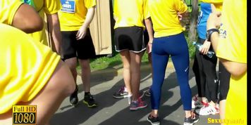Candid video of well toned sports girls with asses in shorts
