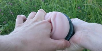 FLESHLIGHT VIBRO MAN MASTURBATNG OUTDOOR