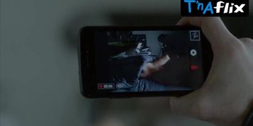 Lili Zahavi Sexy Scene  in Kaltfront