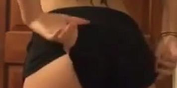 strip tease