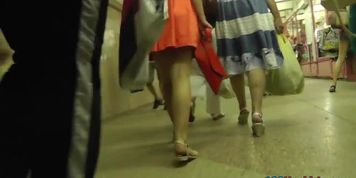 Upskirt girl with mesmerizing tight ass in red dress