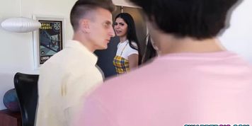 Angel Gostosa and Lily Lou in foursome w their stepbrothers