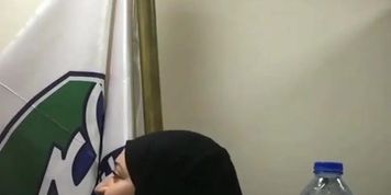 AraB Arab Couple In Office