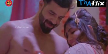 Aiswarya Agarwal Sexy Scene  in Jalan