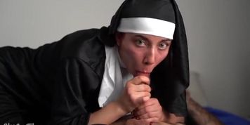 colsplay nonne