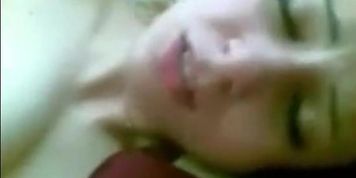 Beautiful Iranian girl having sex with her lover