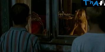 Helena Af Sandeberg Sexy Scene  in Kim Novak Badade Aldrig I Genesarets Sjo